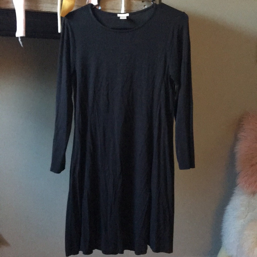 Forever 21 black flowy dress